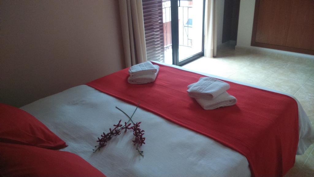 Archs Hotel Rural Lletger Стая снимка